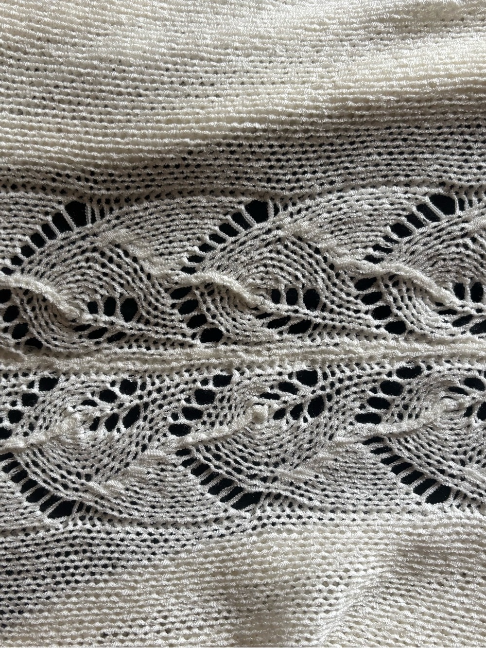 DAVI & DANI Cream Open-Front Knit Cardigan with Lace-Back Detail - Picture 3 of 9
